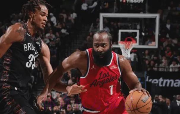 轰31+4+6！我们需要拉开空间，哈登赛后明牌了，而小卡也把话挑明